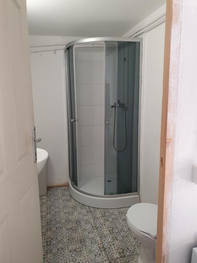 Nord Poshtel Ostello Bucarest Esterno foto